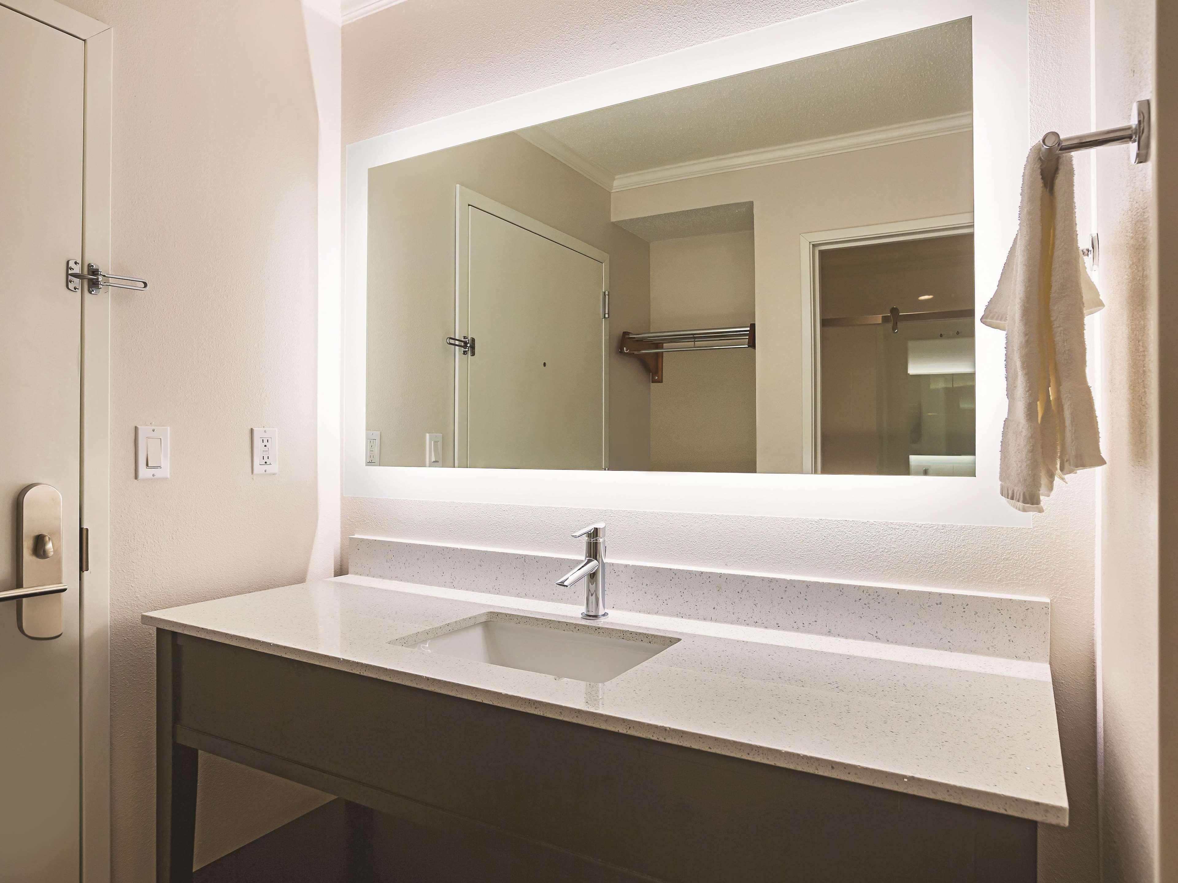 La Quinta By Wyndham Atlanta Midtown - Buckhead Hotel Ngoại thất bức ảnh